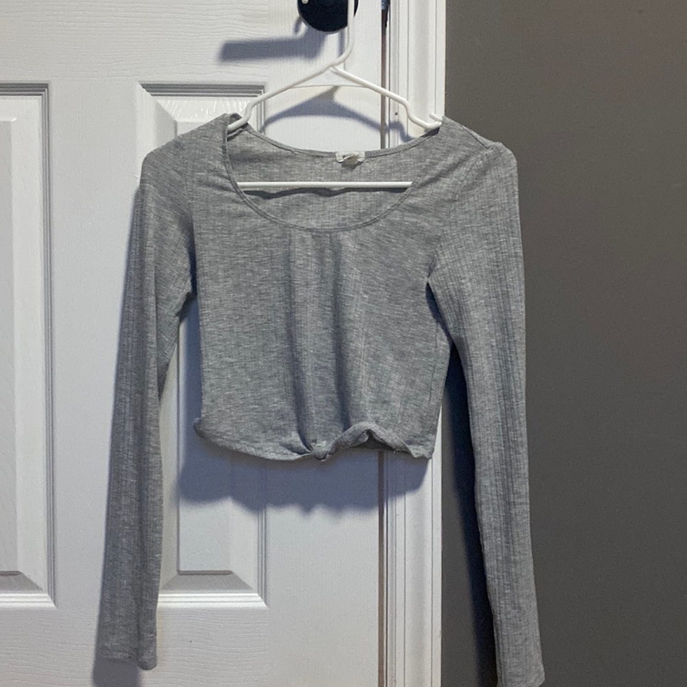 GRAY GARAGE TOP
